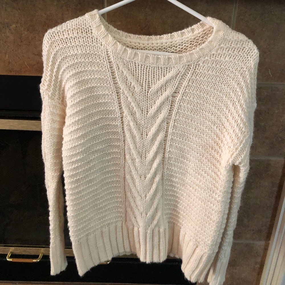 American Eagle sweater